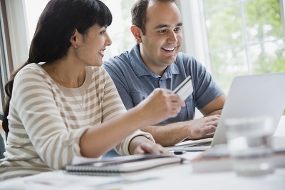 couple on laptop