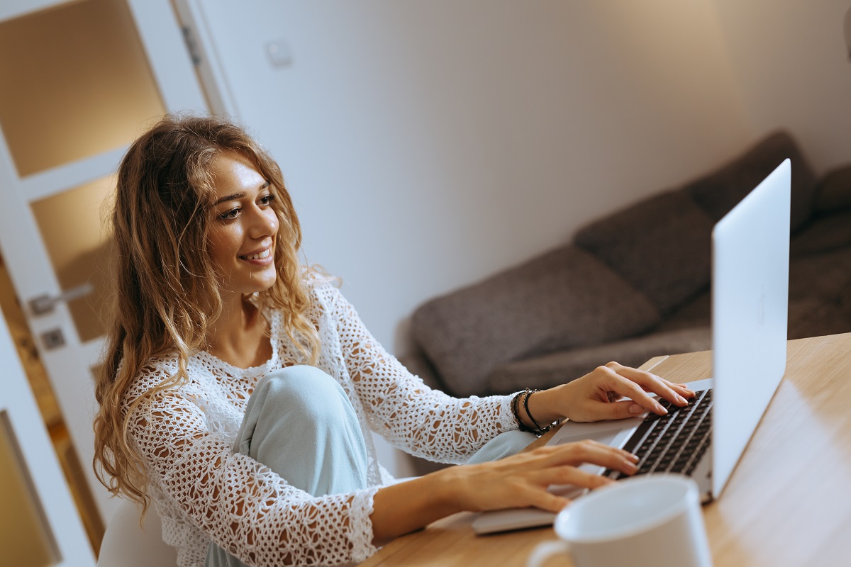 woman on laptop