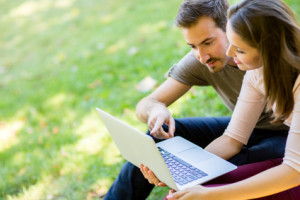 couple on laptop